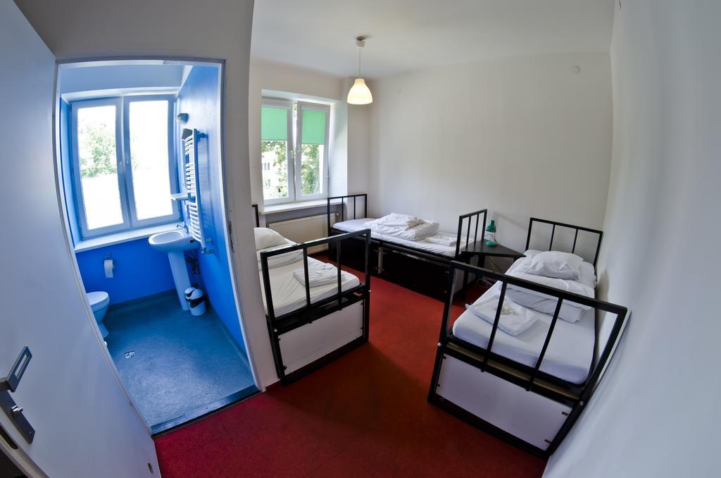 Wilson Hostel Warszawa Warsawa Ruang foto