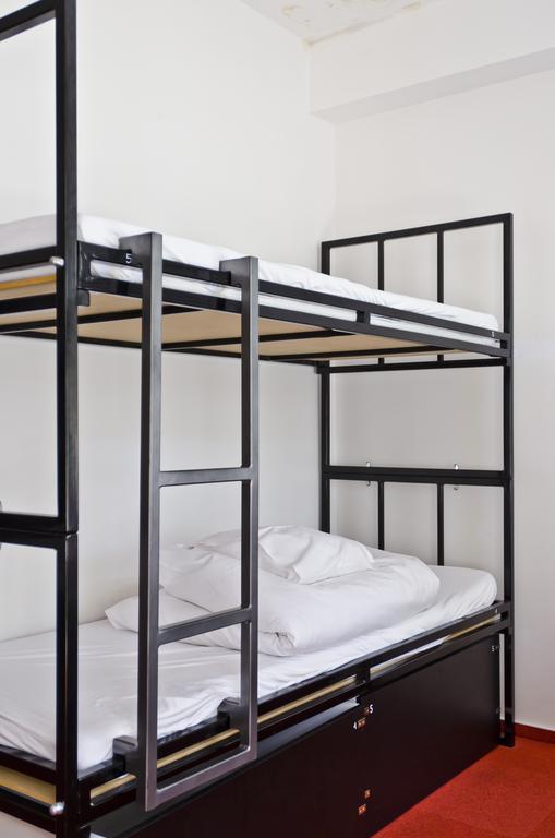 Wilson Hostel Warszawa Warsawa Ruang foto