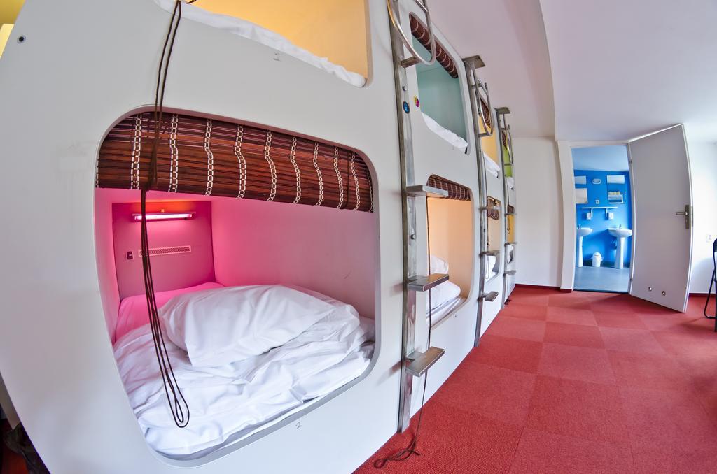 Wilson Hostel Warszawa Warsawa Ruang foto