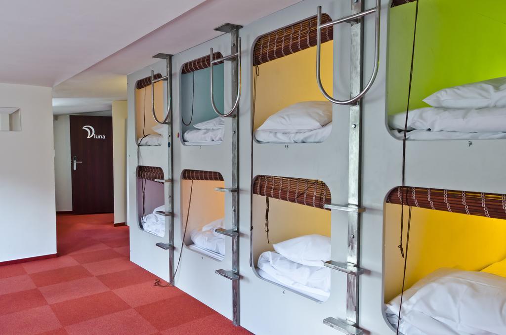 Wilson Hostel Warszawa Warsawa Ruang foto